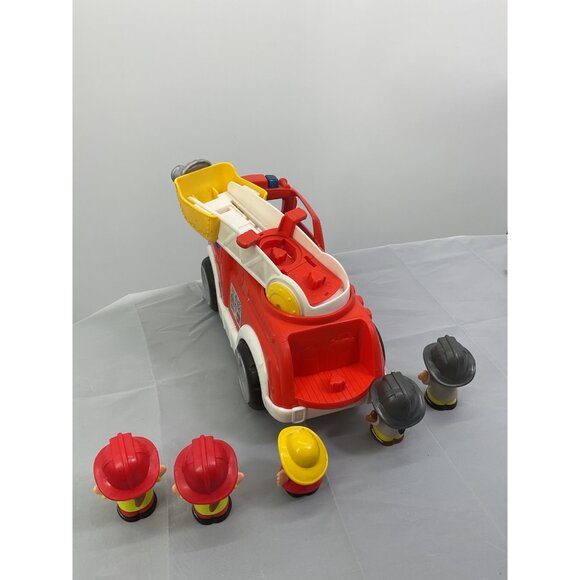 Fisher Price Little People Fire Truck & Figures Set - Picture 2 of 5